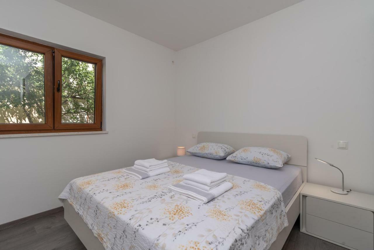 Kiwi Apartment Trogir Exterior foto
